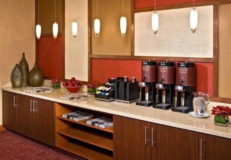 Residence Inn Newport News Airport Restaurant photo